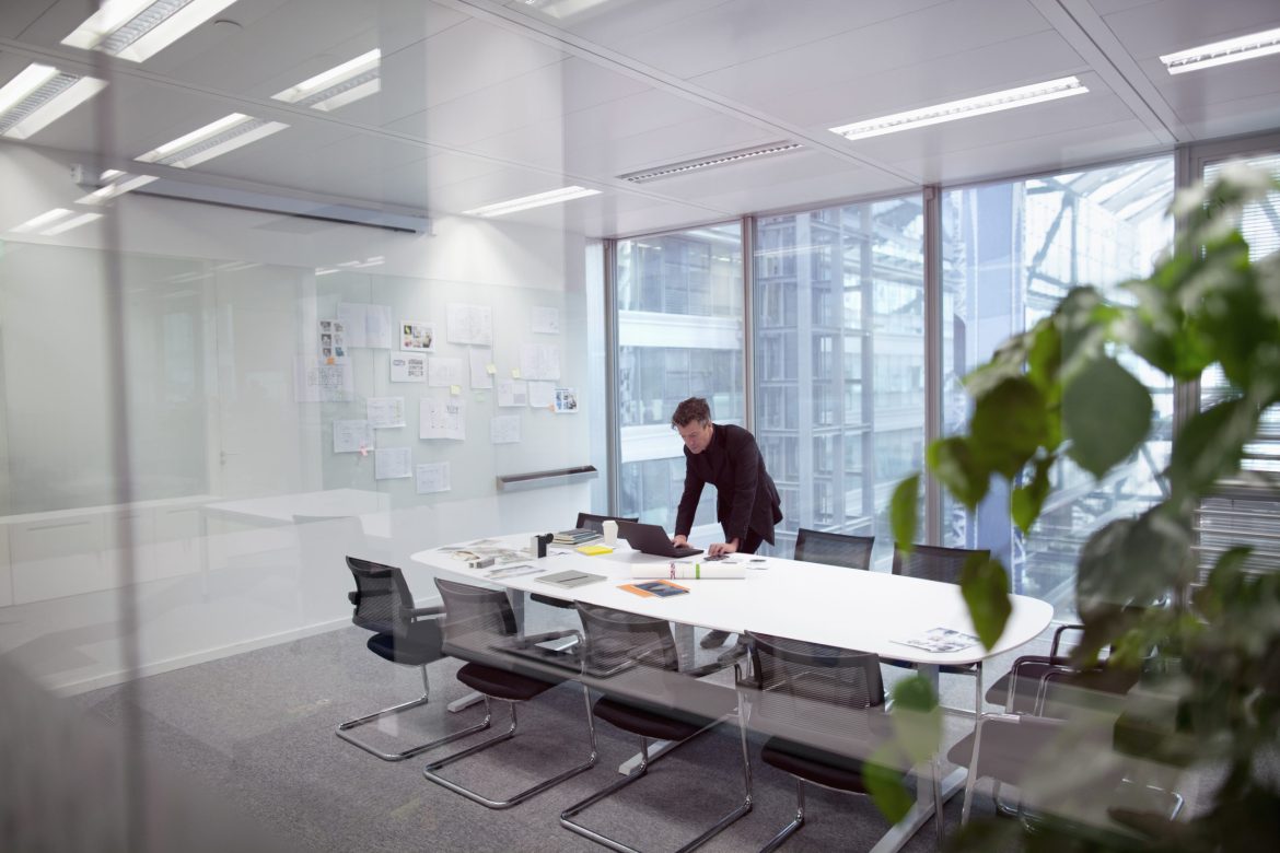 Viele Unternehmer beantragen jetzt eine Förderung zur Überbrückung der Krise.